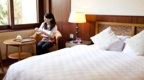 Отель Hotel Allamanda大人の隠れ家リゾート  Нара